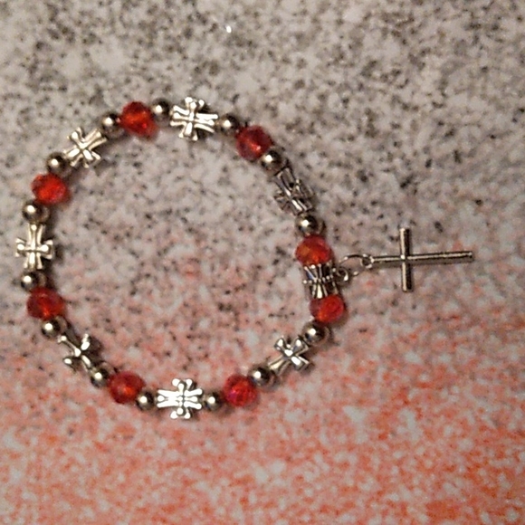 Made by me a beautiful really nice we made cross with red beads and little cross - Picture 2 of 2